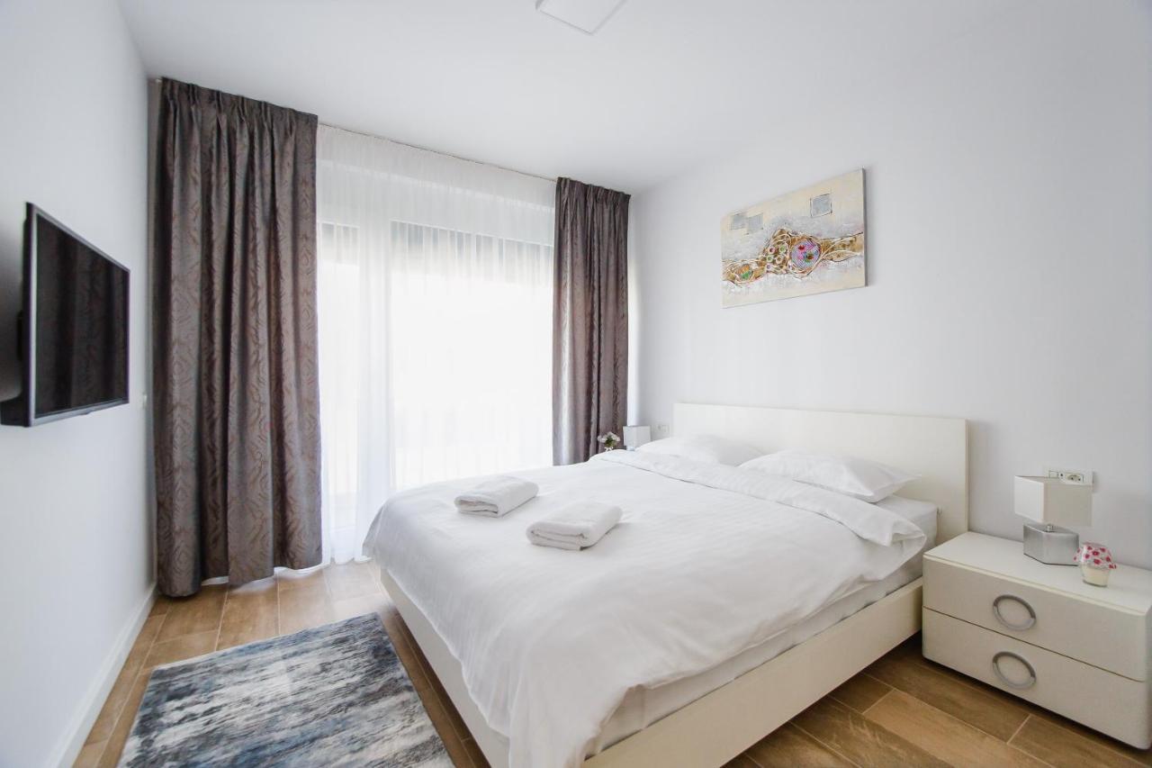 Lovely Home At West Residence Oradea Zewnętrze zdjęcie